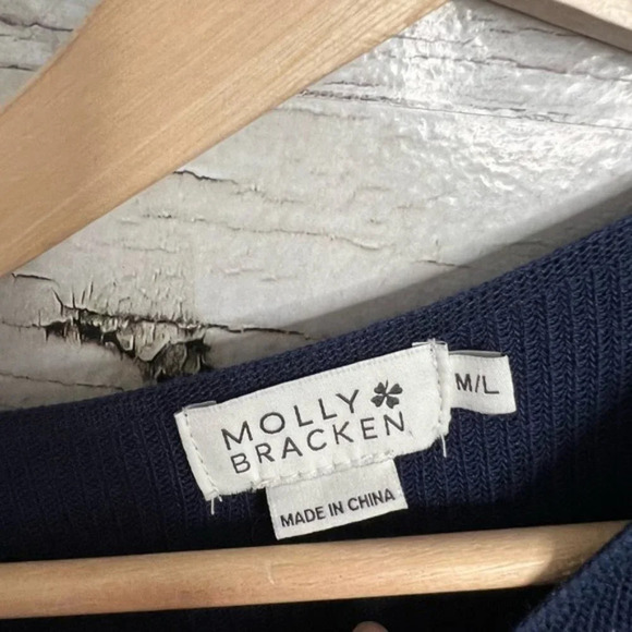 Molly bracken blue cold shoulder bow sweater size medium - Picture 6 of 9